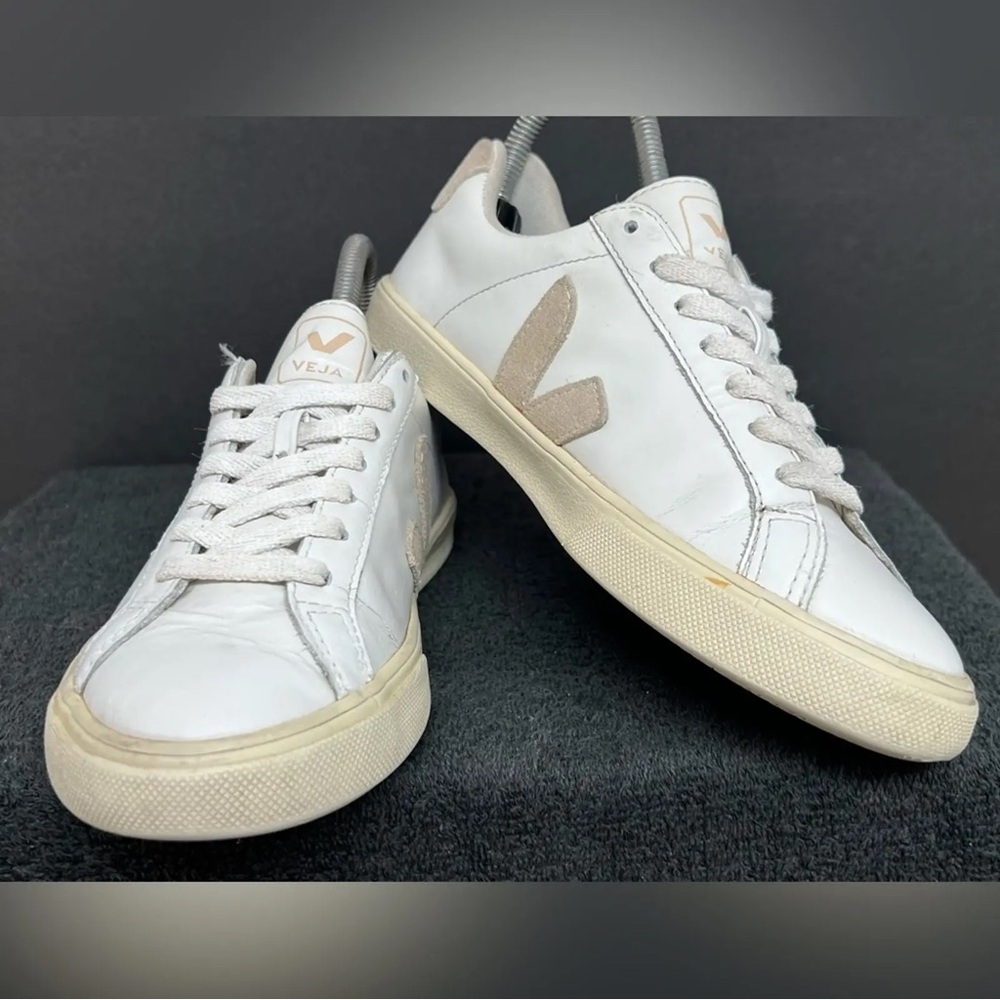 Veja Sneakers